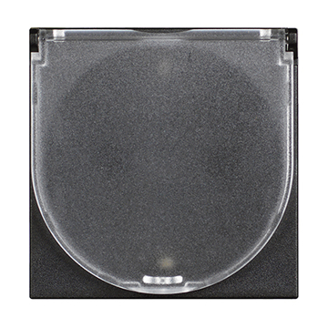 Slika Bticino Classia utičnica 2P+E 16A 250V sa zaštitom od slučajnog dodira sa poklopcem IP20 crna 2M RG4141C