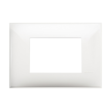 Slika Bticino Classia okvir 3M za doznu 503E/BP503N bela sjaj R4803RW